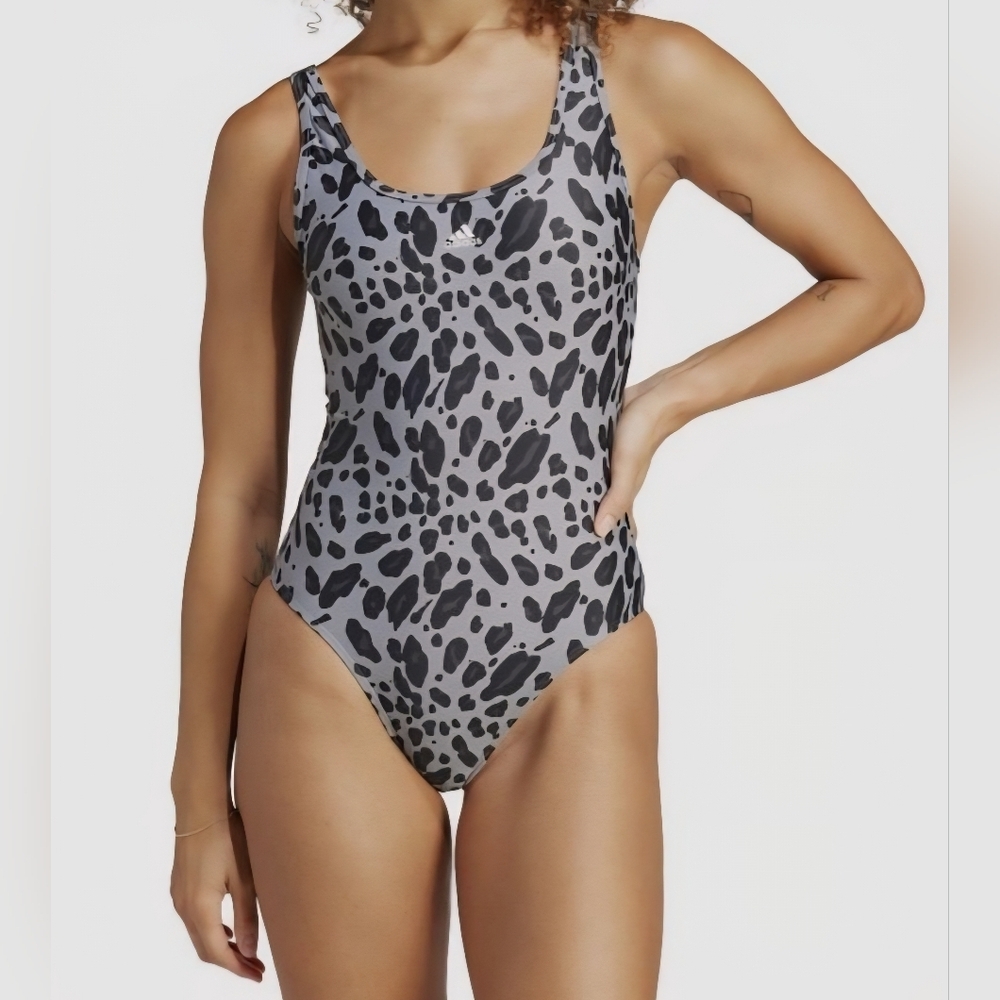 *NWT* Adidas Essentials Animal Print U-Back Swimsuit Gray/Black Summer Vaca, 12